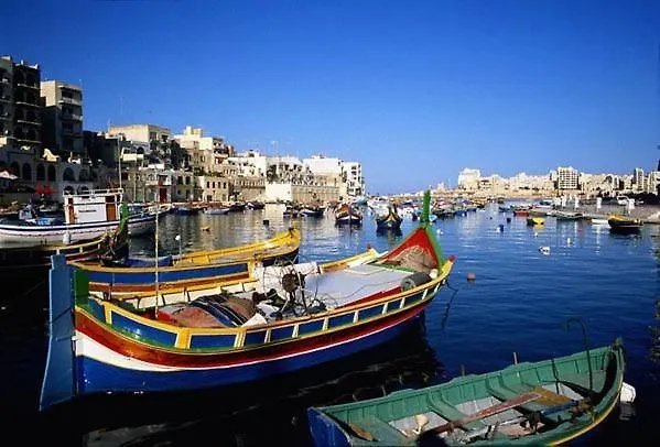 Seafront Luxury Apartment Incl Pool Sliema 0*,  Malta