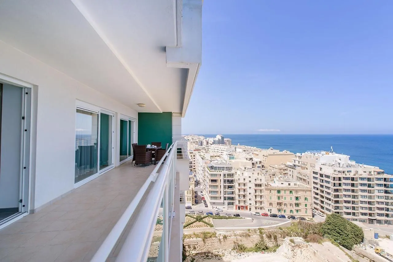 Seafront Luxury Apartment Incl Pool Sliema Malta